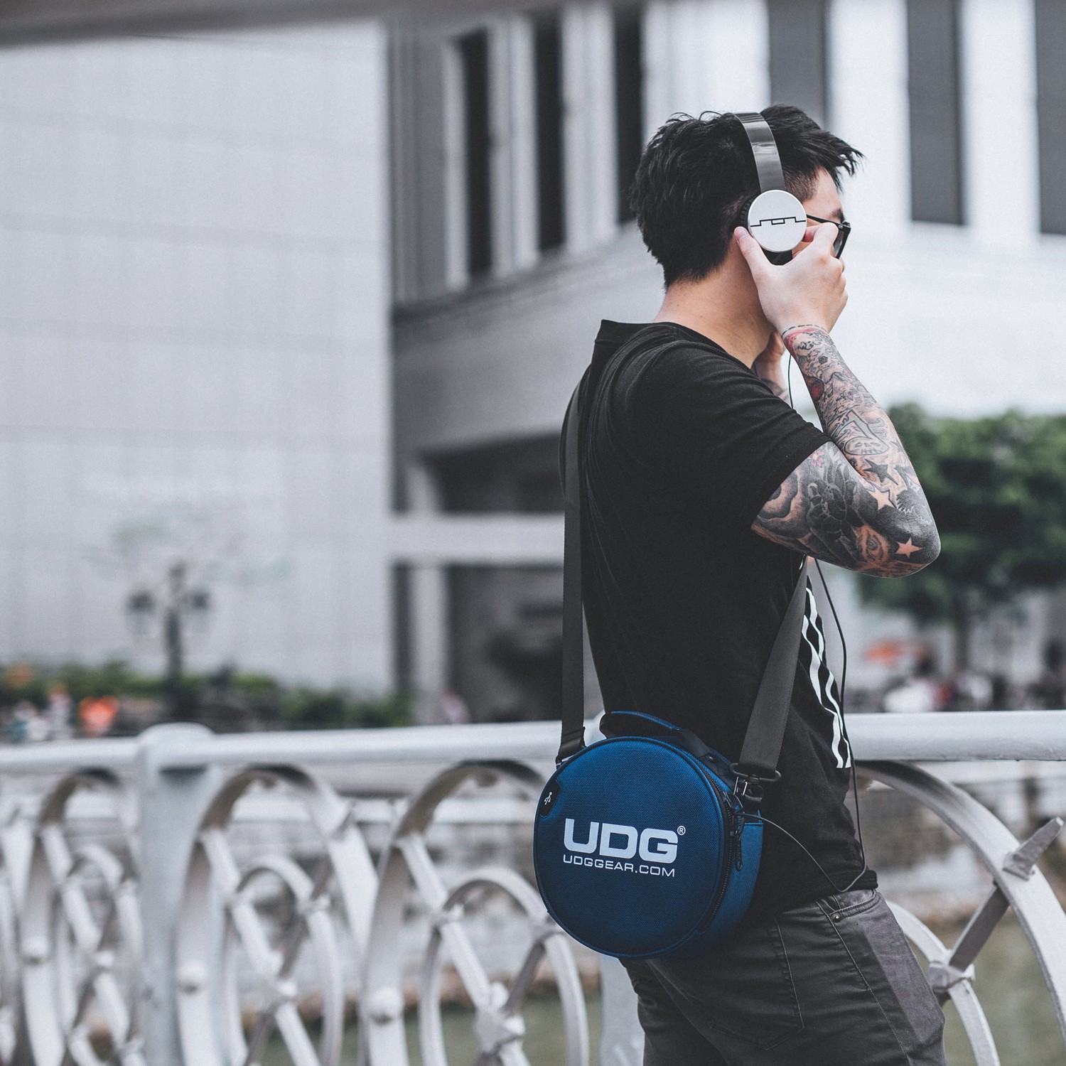 UDG Ultimate DIGI Headphone Bag Dark Blue по цене 4 510 ₽