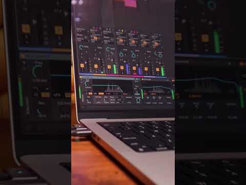 AKAI PRO MPK Mini 4 Black по цене 18 440.00 ₽