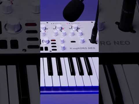 Korg KingKorg Neo по цене 117 000 ₽