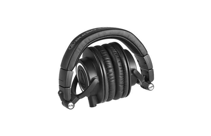 Audio-Technica ATH-M50X Black по цене 19 290.00 ₽