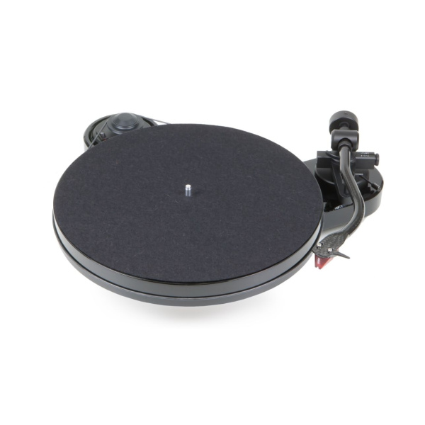 Pro-Ject RPM 1 Carbon 2M Red High-Gloss Black по цене 51 906.94 ₽