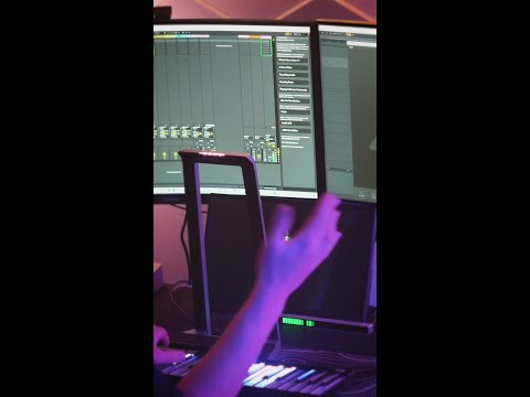 Behringer Wave по цене 88 000 ₽