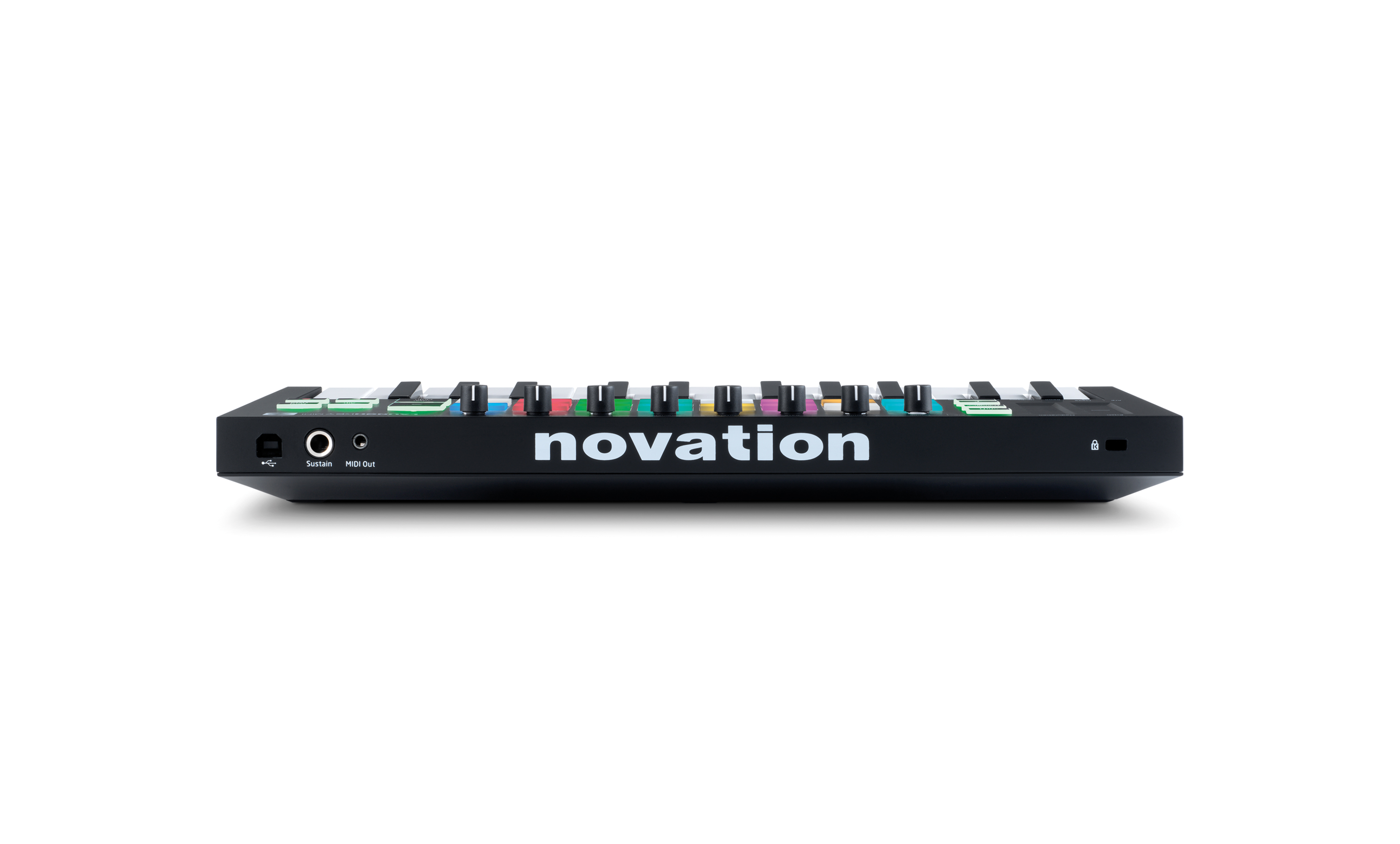 Novation LaunchKey Mini MK3 по цене 11 000 ₽