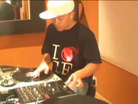 sE Electronics RNT по цене 199&nbsp;580 ₽