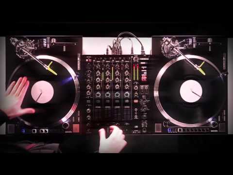 sE Electronics RNT по цене 199&nbsp;580 ₽