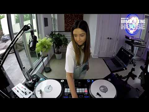 Klipsch New York по цене 79 990 ₽