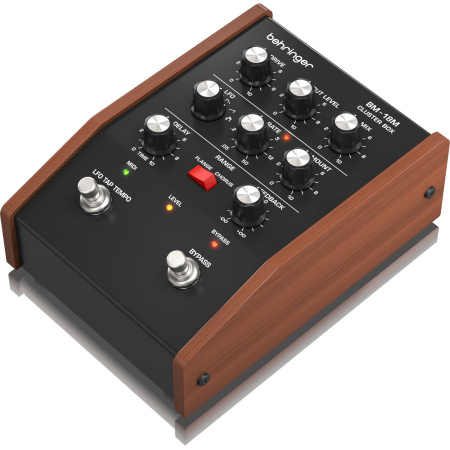 Behringer BM-18M Cluster Box по цене 18 670.00 ₽