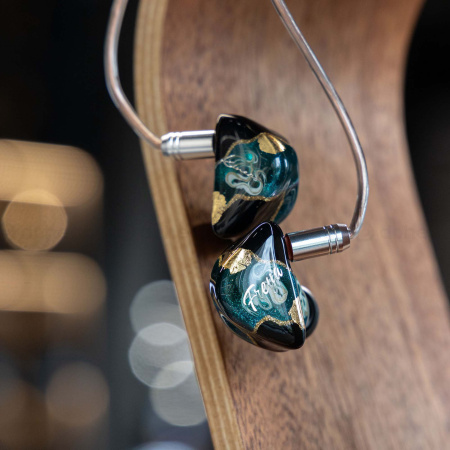 Kinera Freya Emerald Green по цене 24 000 ₽