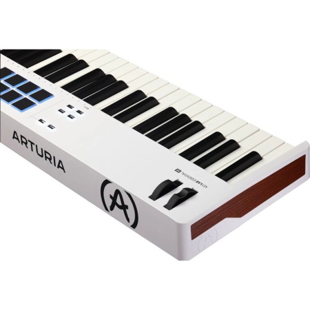 Arturia KeyLab Essential 88 MK3 White по цене 46 000 ₽