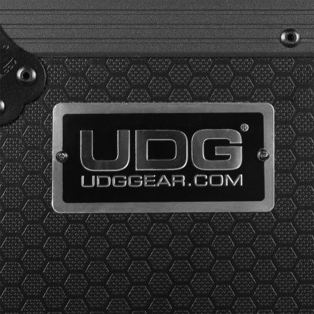 UDG Ultimate Flight Case Scratch Black Plus по цене 57 600 ₽