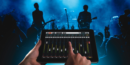 Soundcraft Ui-12 по цене 61 410 ₽
