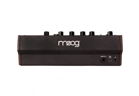 Moog Mother-32 по цене 83 950 ₽